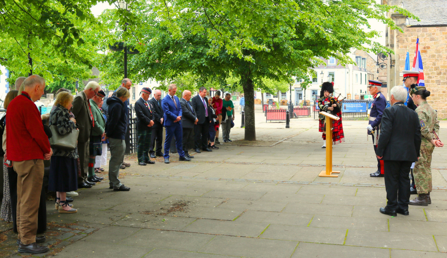 Heads bowed AFD 26