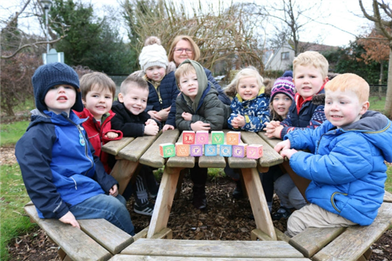Innerwick Early Years: Sarah Laing and pupils